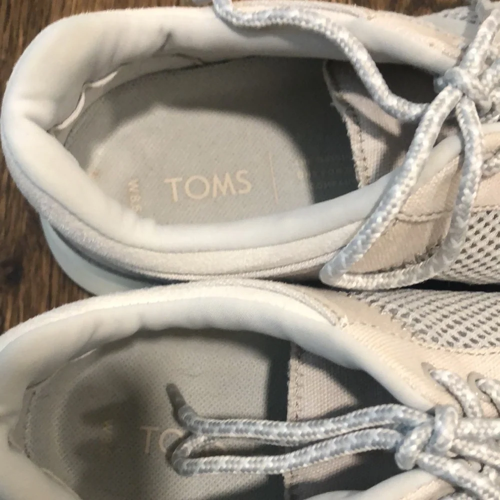 TOMS Women's Arroyo women sneakers gray and baby blue size 8.5 - Picture 10 of 11